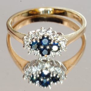 9ct Gold Sapphire Diamond Cluster Ring UK Size 0 Pre Owned