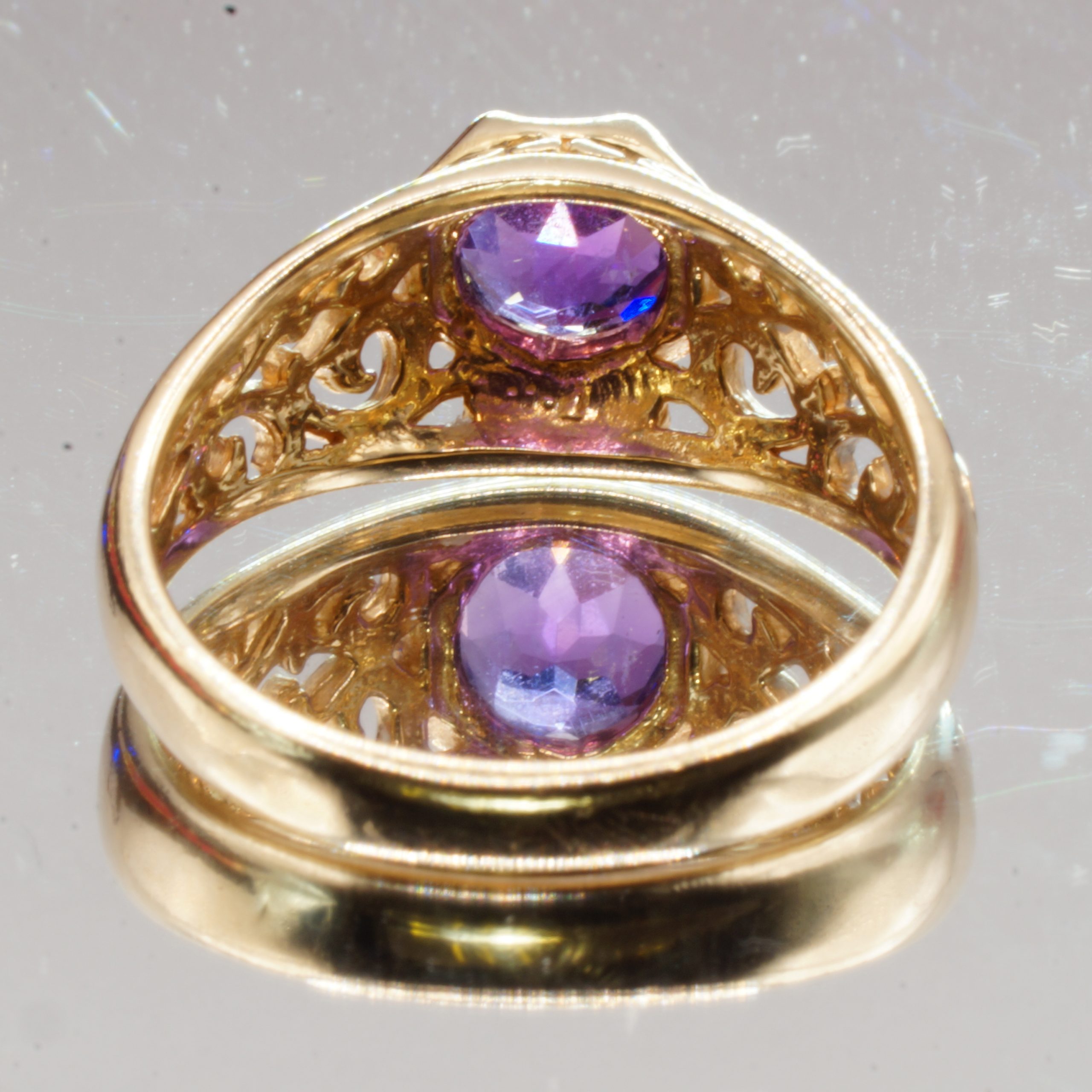 10ct Gold Purple Amethyst Scroll Band Ring Size M Pre Owned - Image 4