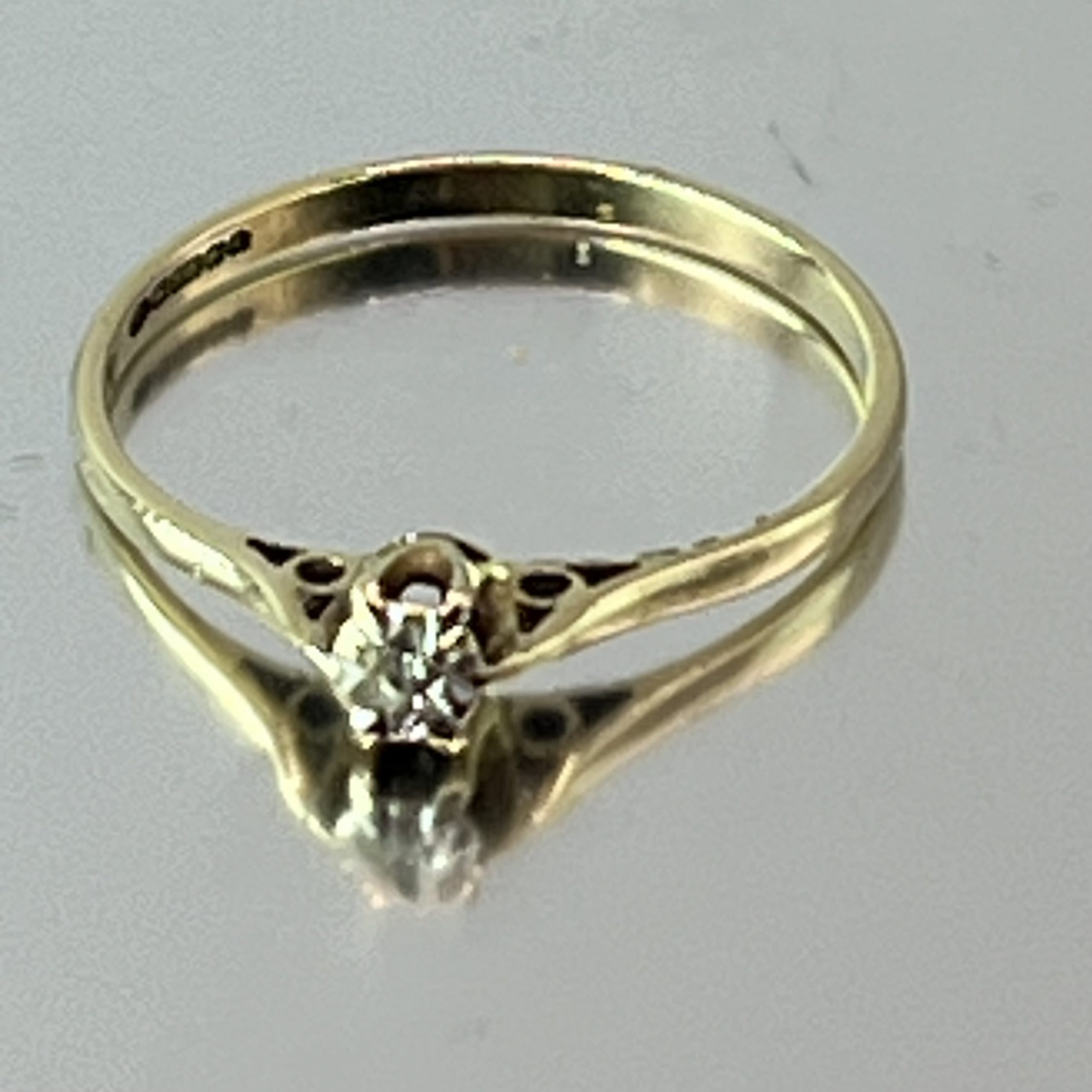 9ct Yellow Gold & Diamond Solitaire Ring UK Size L1/2 Pre Owned