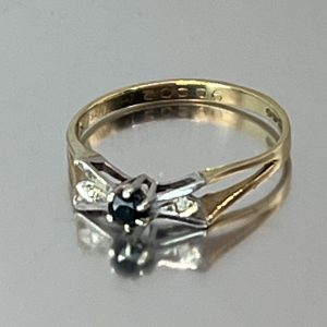 9ct Gold Diamond & Sapphire Trilogy Ring UK Size P Pre Owned