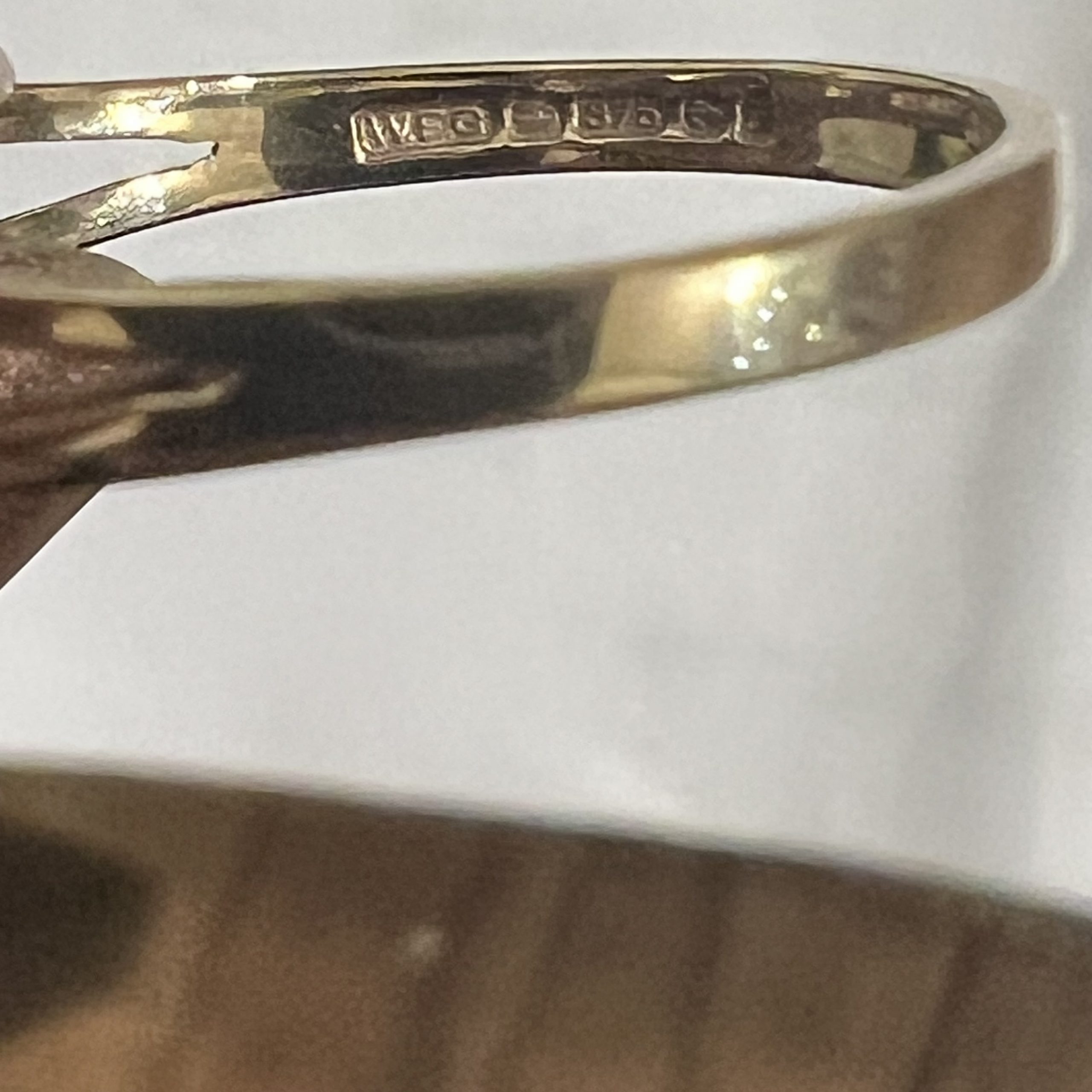 9ct Gold Diamond & Sapphire Trilogy Ring UK Size P Pre Owned - Image 5