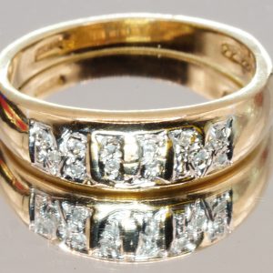 9ct Yellow Gold Diamond MUM Ring UK Size N1/2 Pre Owned