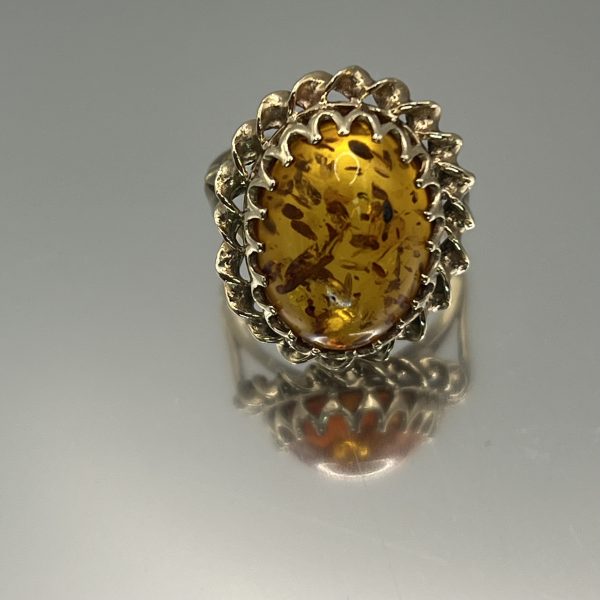 9ct Gold Baltic Amber Cabochon Cocktail Ring UK Size N1/2 Pre Owned - Image 3