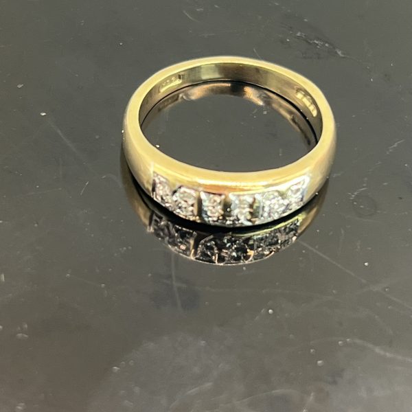 9ct Yellow Gold Diamond MUM Ring UK Size N1/2 Pre Owned - Image 5
