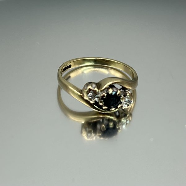 9ct Gold Diamond Sapphire Crossover Trilogy Ring UK Size I Preowned - Image 2