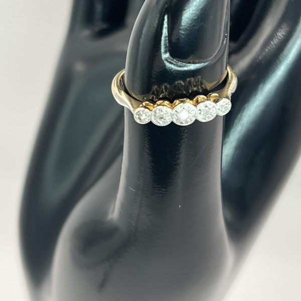 18ct Yellow Gold Diamond 5 Stone Ring UK Size N Pre Owned - Image 5
