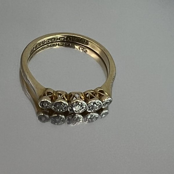 18ct Yellow Gold Diamond 5 Stone Ring UK Size N Pre Owned - Image 2