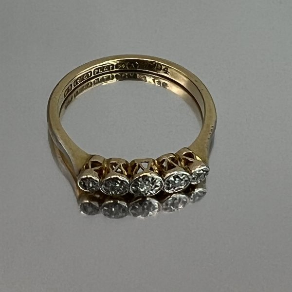 18ct Yellow Gold Diamond 5 Stone Ring UK Size N Pre Owned - Image 3