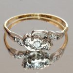 18ct Gold Diamond Crossover Ring UK Size M1/2 Pre Owned