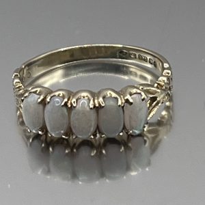 9ct Yellow Gold 5 Stone Opal Ring UK Size M1/2 Pre Owned