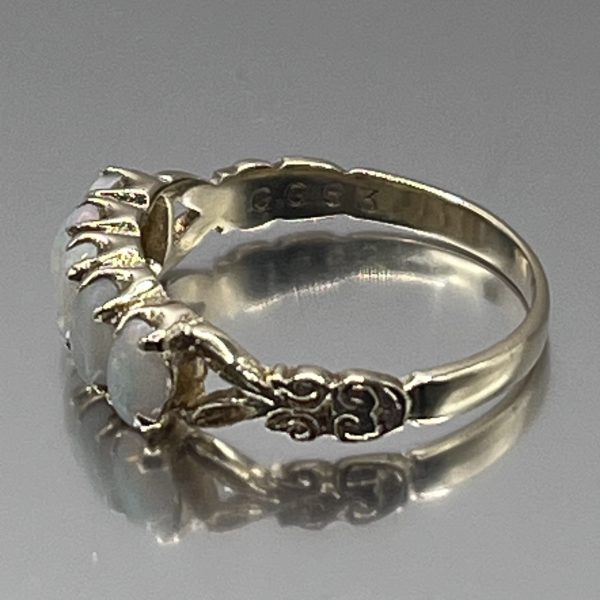 9ct Yellow Gold 5 Stone Opal Ring UK Size M1/2 Pre Owned - Image 4