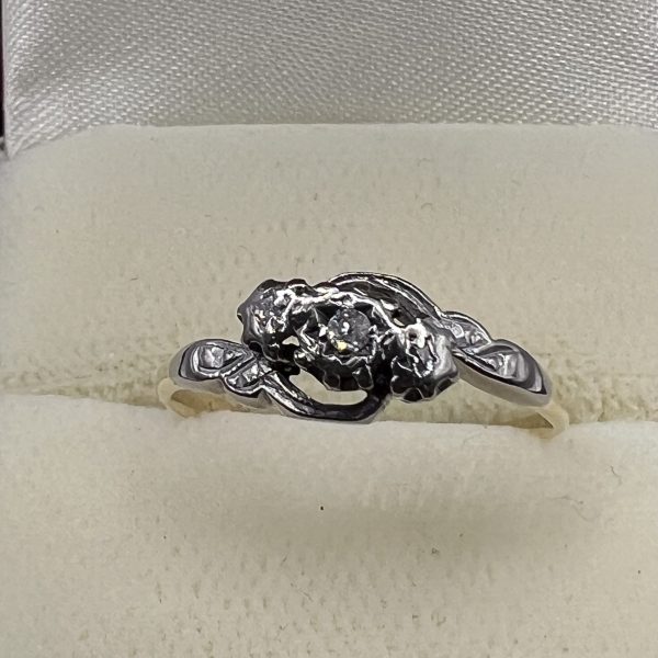 18ct Gold Diamond Trilogy Crossover Ring UK Size M1/2 Pre Owned