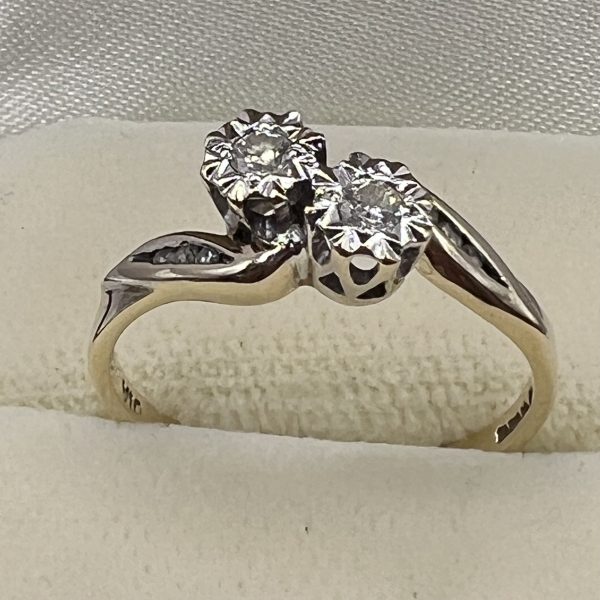 18ct Gold Diamond Crossover Ring Hallmark UK Size P Pre Owned
