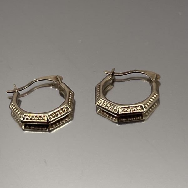 9ct Gold Hallmark Small Hoop Earrings Pierced Ears Pre Owned - Image 2