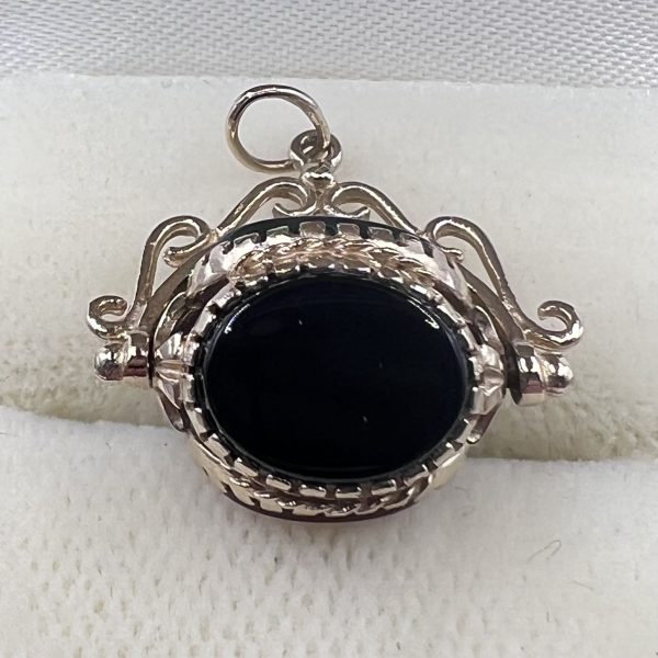9ct Gold Classic Small Swivel Pendant Three Stone Pre Owned - Image 2