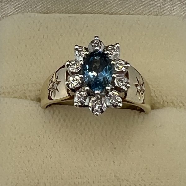9ct Gold Indigolite & Diamond Halo Ring UK Size O1/2 Pre Owned - Image 3