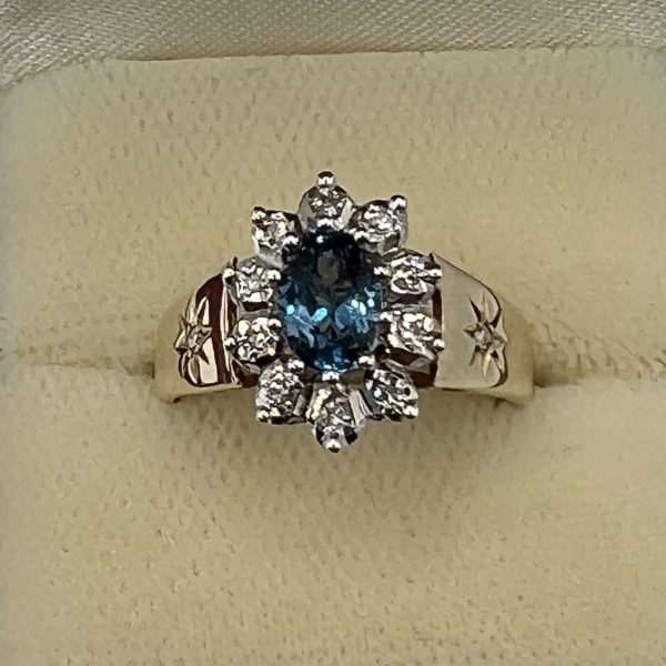 9ct Gold Indigolite & Diamond Halo Ring UK Size O1/2 Pre Owned - Image 5