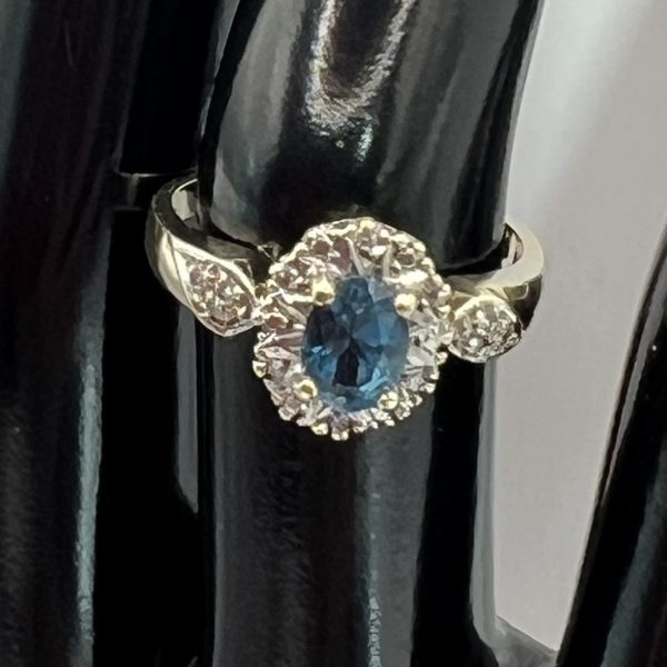 9ct Gold Blue Indigolite Diamond Halo Ring UK Size M1/2 Pre Owned - Image 5