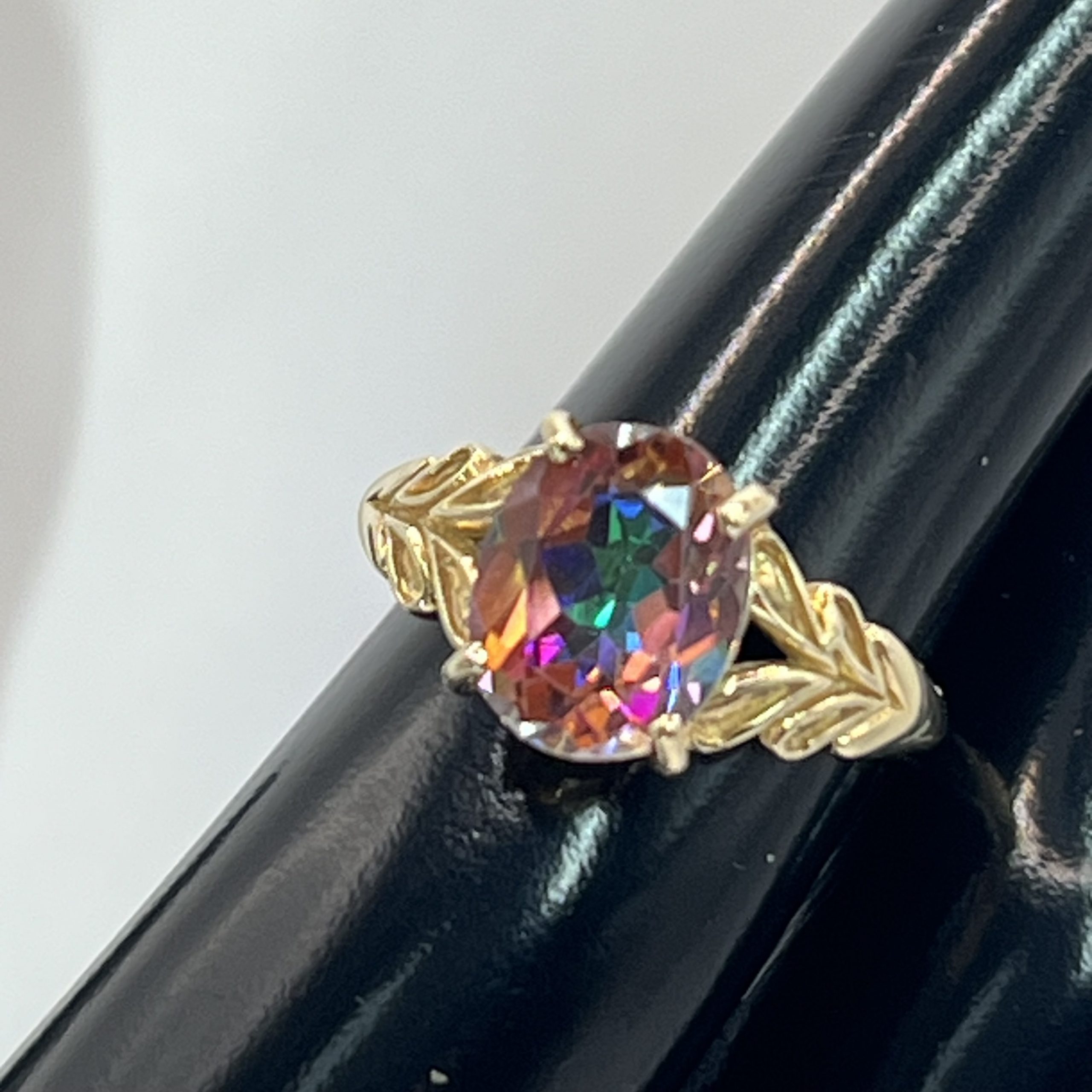 9ct Gold Mystic Topaz Solitaire Ring Hallmark UK Size M1/2 Pre Owned - Image 3