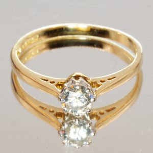 18ct Gold Diamond Platinum Classic Ring UK Size N Pre Owned