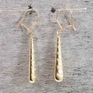 9ct Yellow Gold Dangle/Drop Earrings Pierced Ears Pre Owned