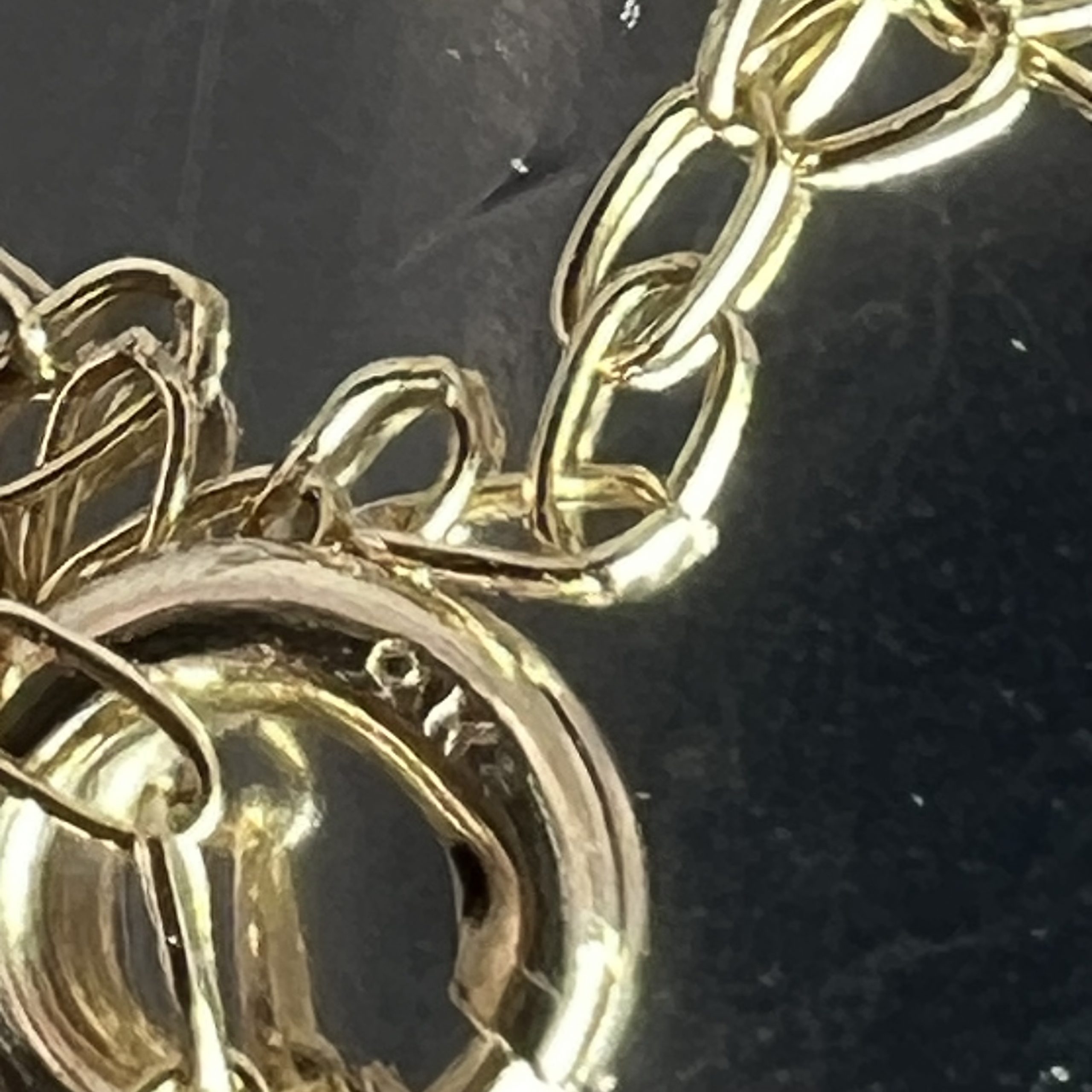 9ct Yellow Gold 18 Inch Light Chain Pendant Hallmark Pre Owned - Image 3