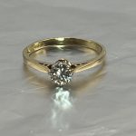 18ct Gold Diamond Solitaire Classic Ring UK Size L1/2 Pre Owned
