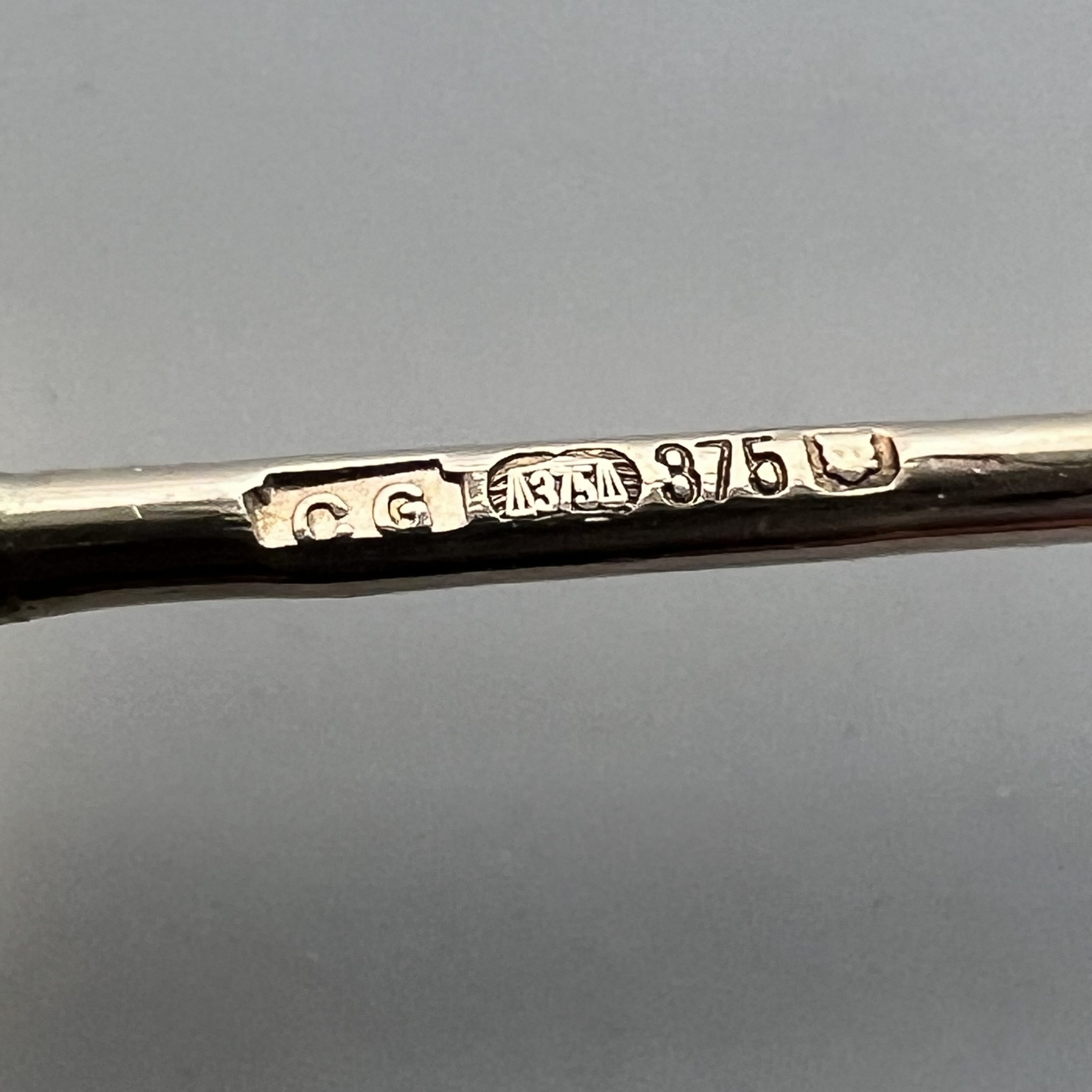 9ct Gold Ruby Diamond Dangle/Drop Earrings Hallmark Pre Owned - Image 3