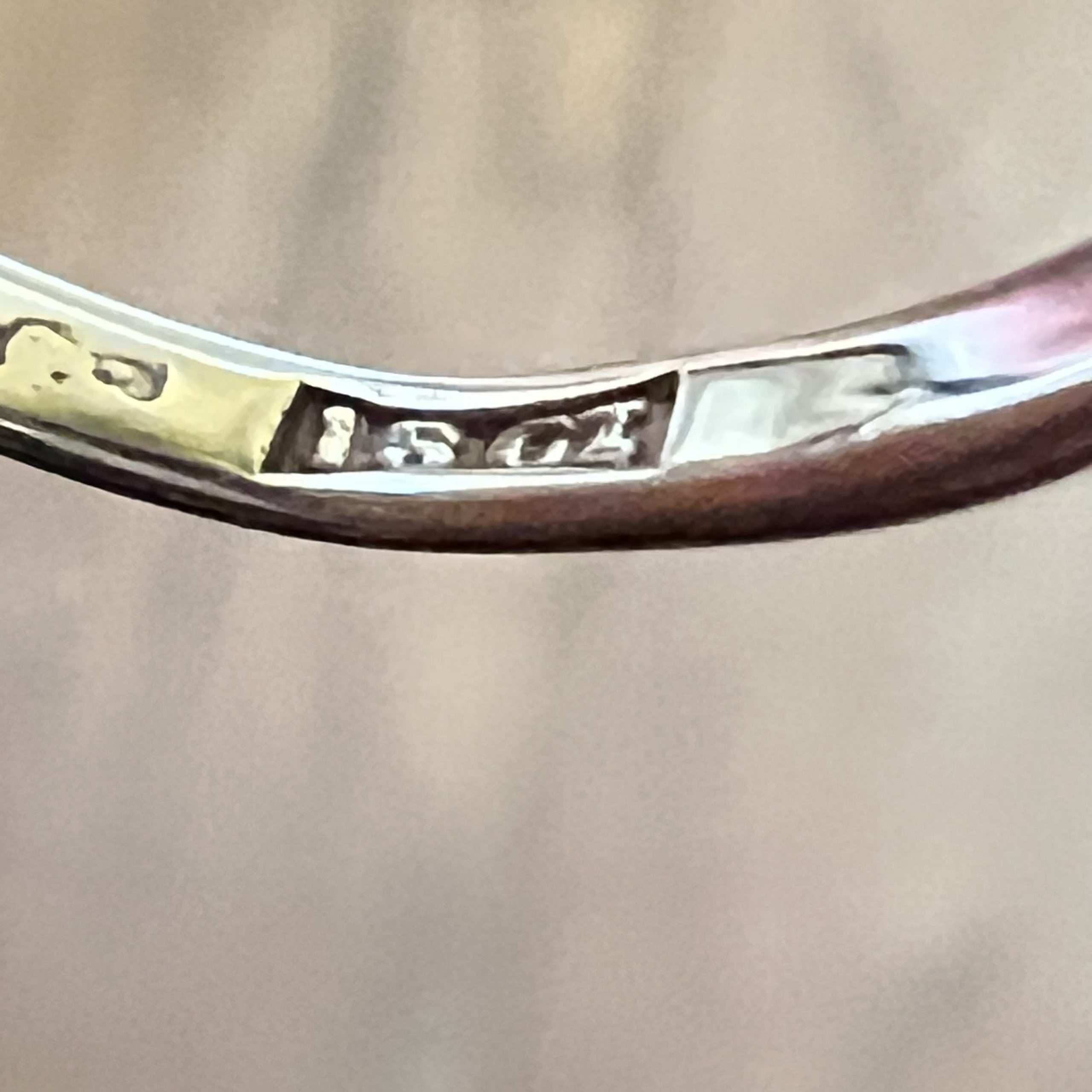 18ct Gold Topaz Diamond Cluster Ring UK Size L Pre Owned - Image 5