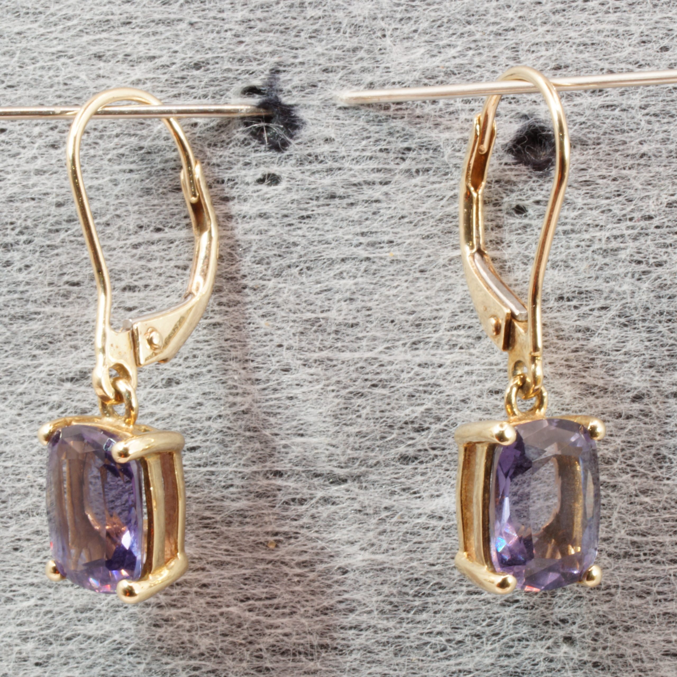 9ct Gold Amethyst Dangle Drop Earrings Pierced Ears Pre Owned