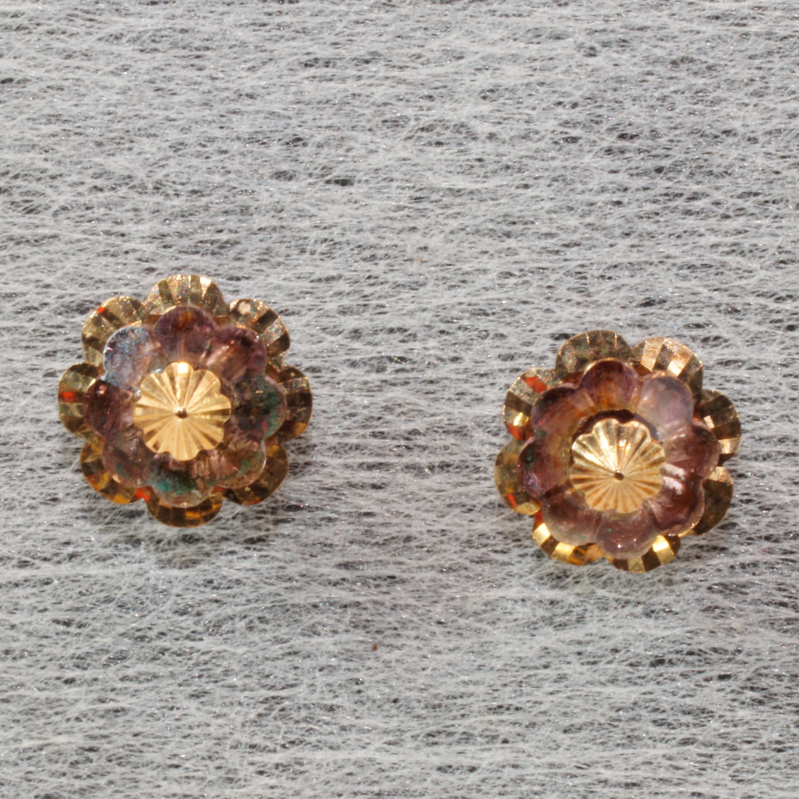 9ct Gold Dainty Stud Earrings Hallmark Pierced Ears Pre Owned