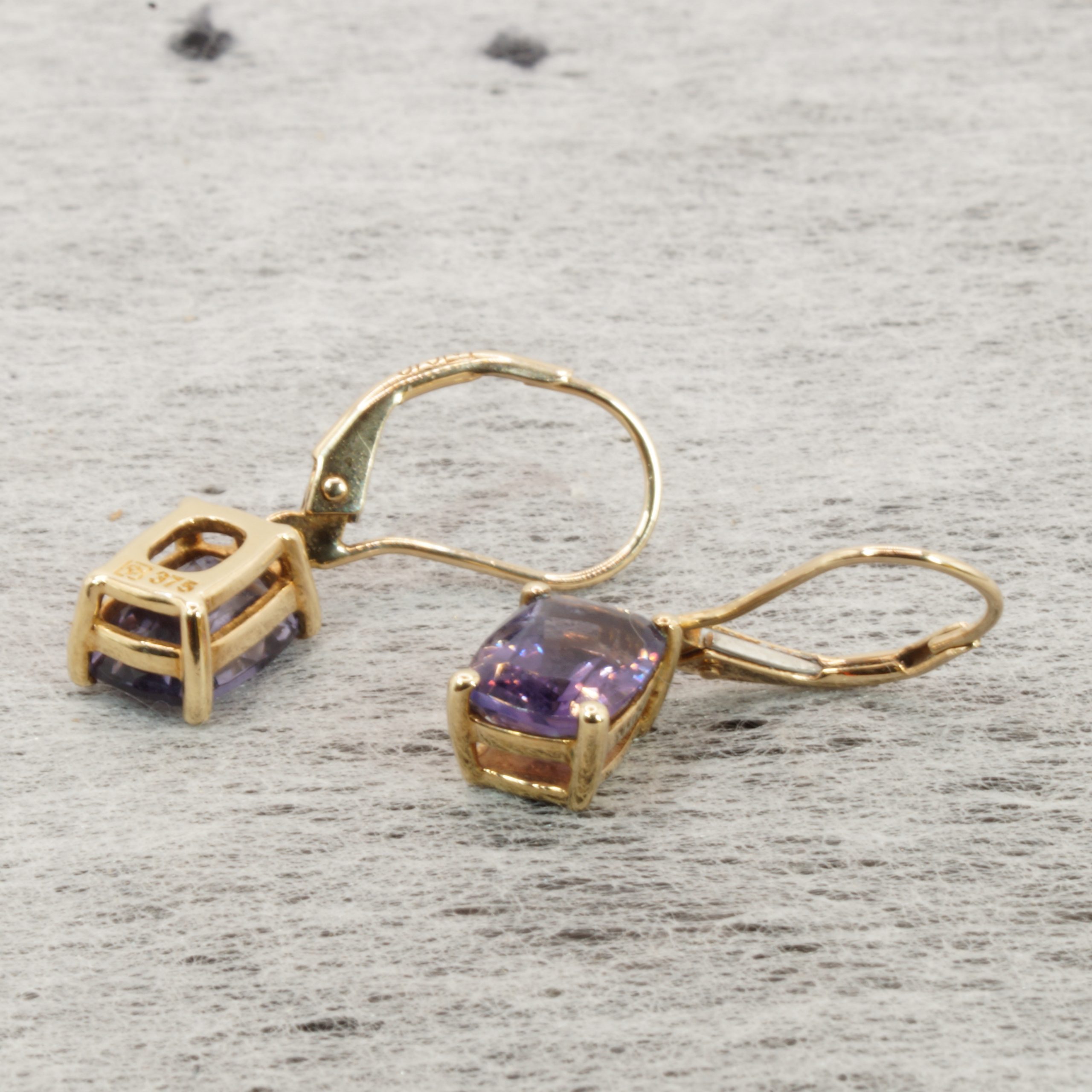 9ct Gold Amethyst Dangle Drop Earrings Pierced Ears Pre Owned - Image 4