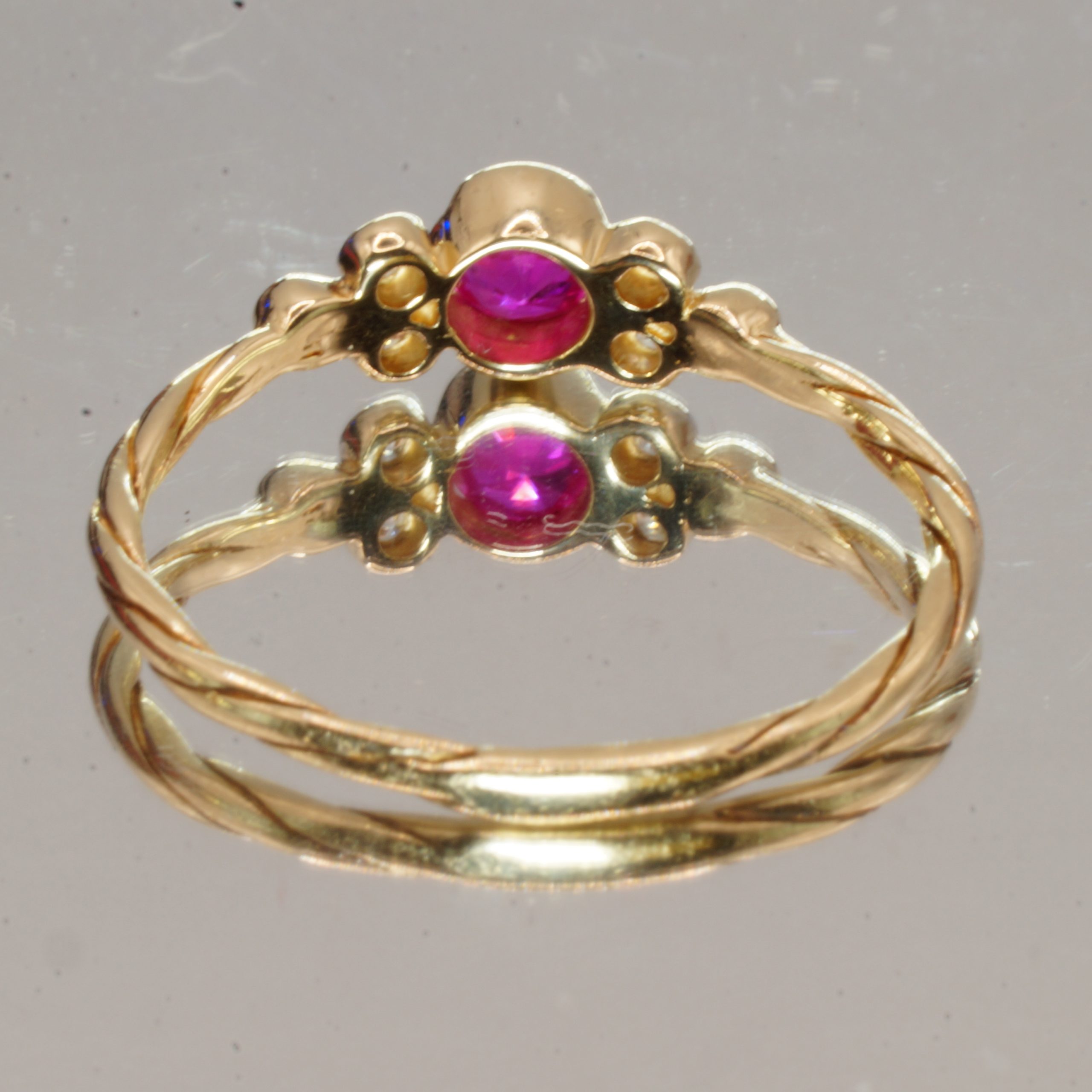 14ct Gold Ruby Diamond Ring Hallmark UK Size P Pre Owned - Image 4