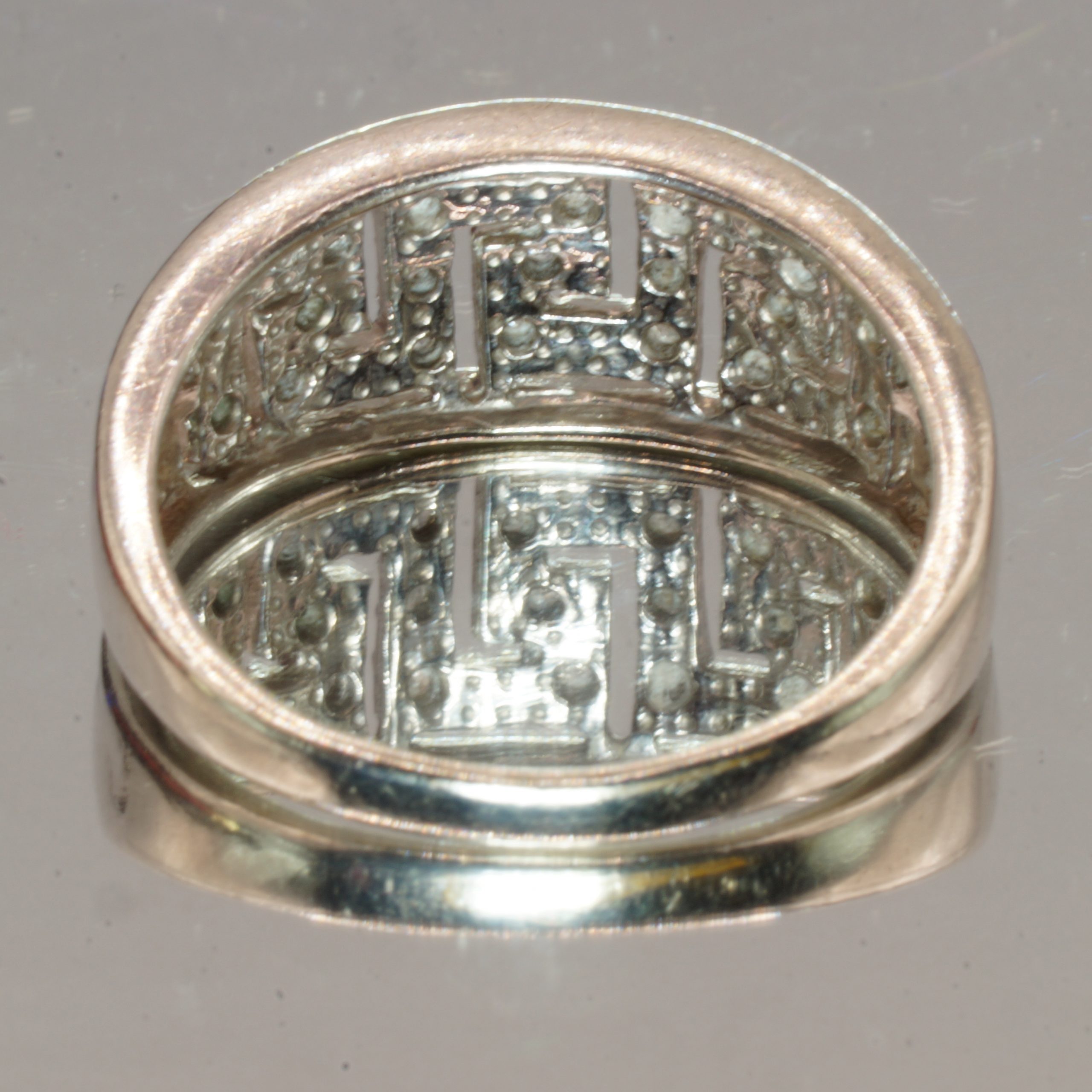 9ct White Gold Multi Diamond Ring Hallmark UK Size P Pre Owned - Image 4