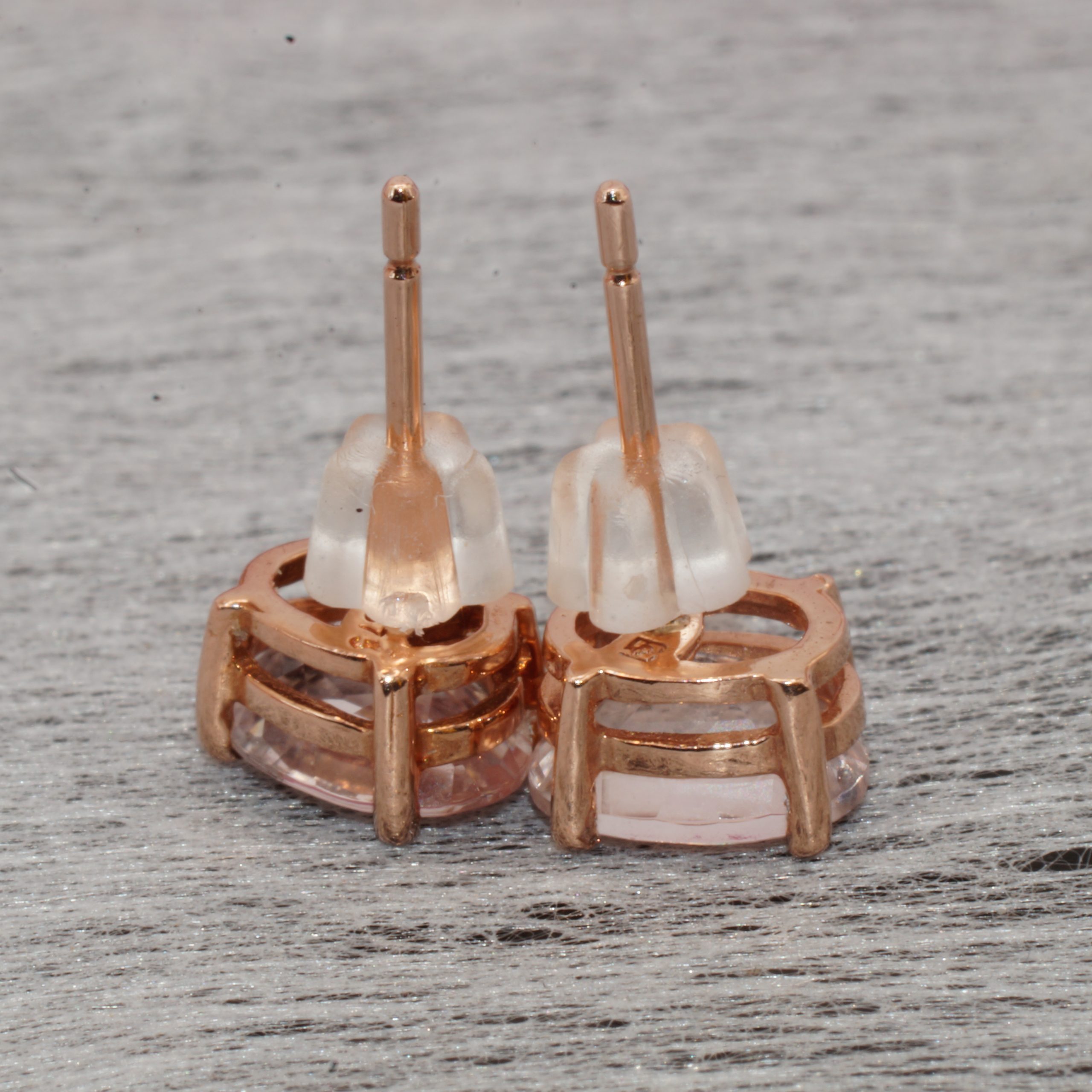 9ct Rose Gold Rose Quartz Stud Earrings Pierced Ears Pre Owned - Image 2