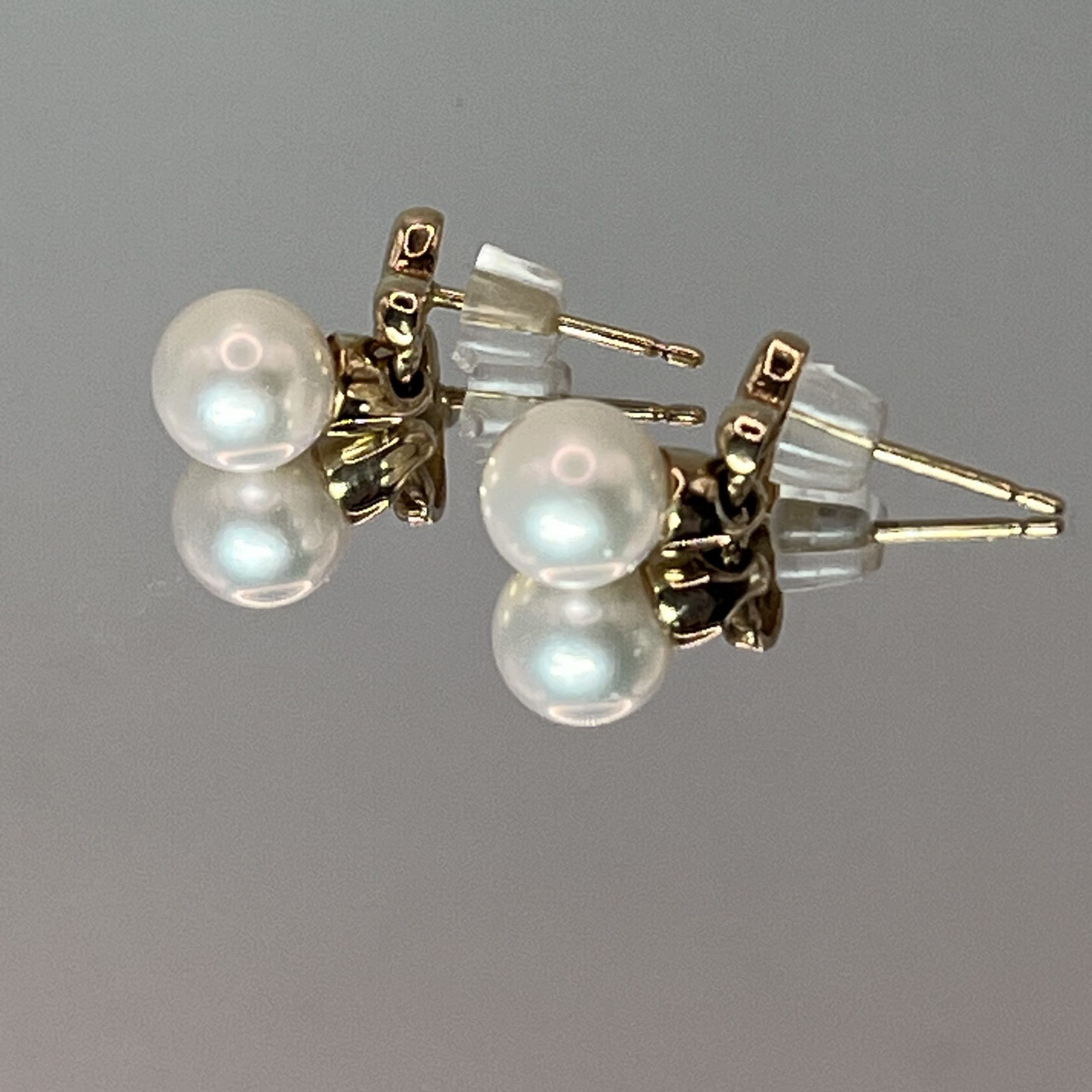 9ct Gold Pearl Dangle Earrings Hallmark Pierced Ears Pre Owned - Image 2