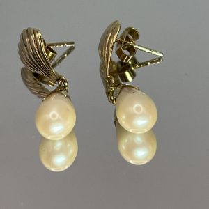 9ct Gold Pearl Dangle Earrings Hallmark Pierced Ears Pre Owned