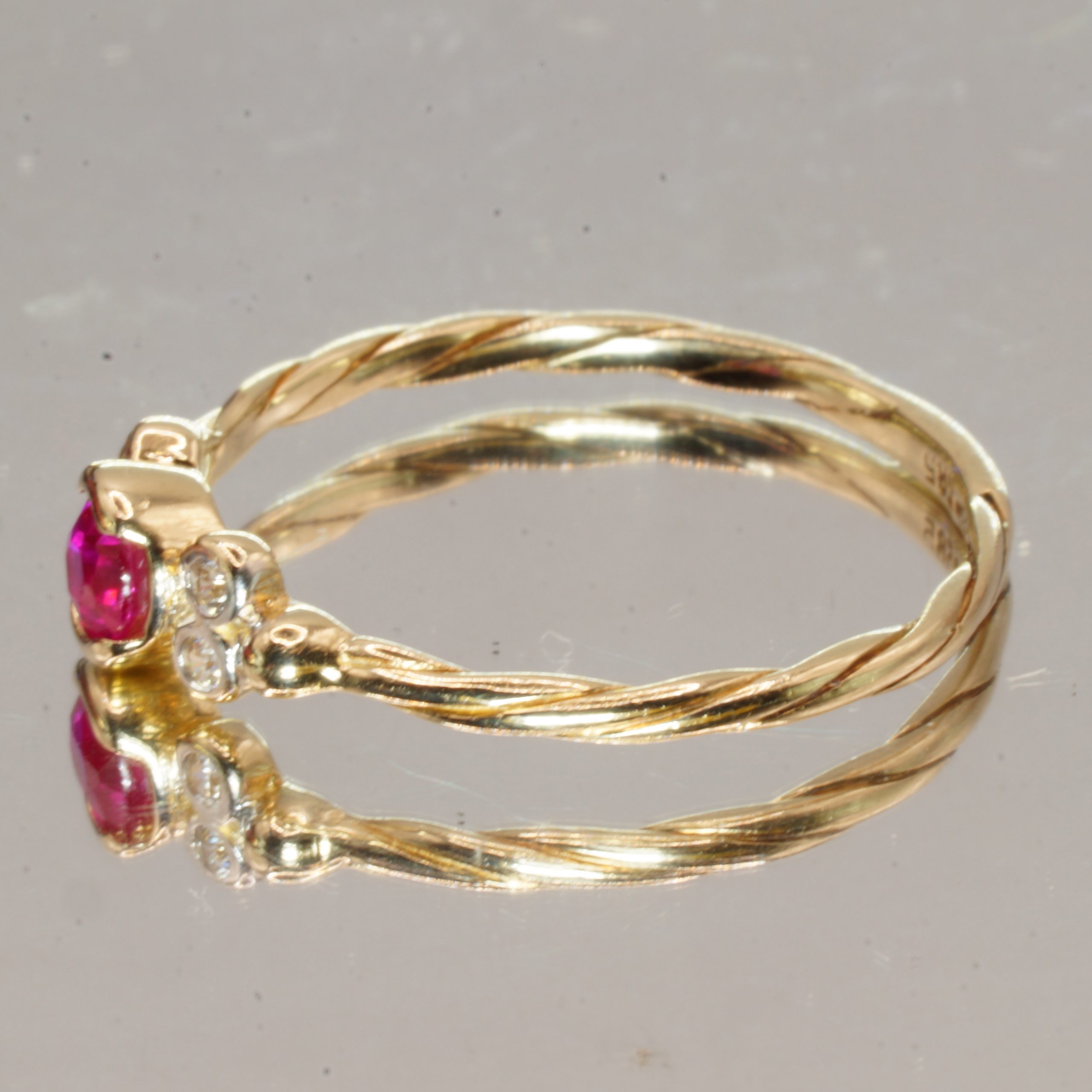 14ct Gold Ruby Diamond Ring Hallmark UK Size P Pre Owned - Image 2