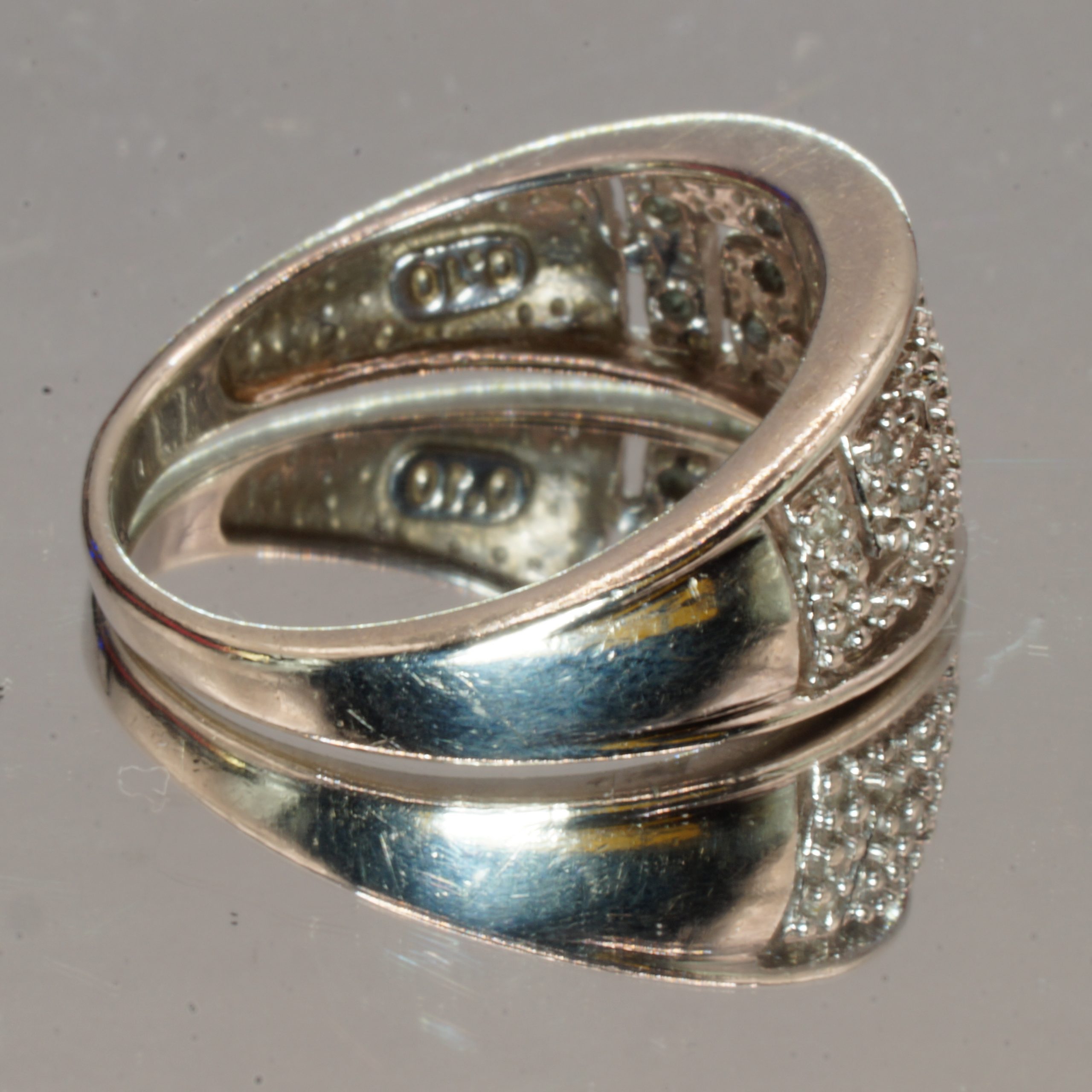 9ct White Gold Multi Diamond Ring Hallmark UK Size P Pre Owned - Image 3