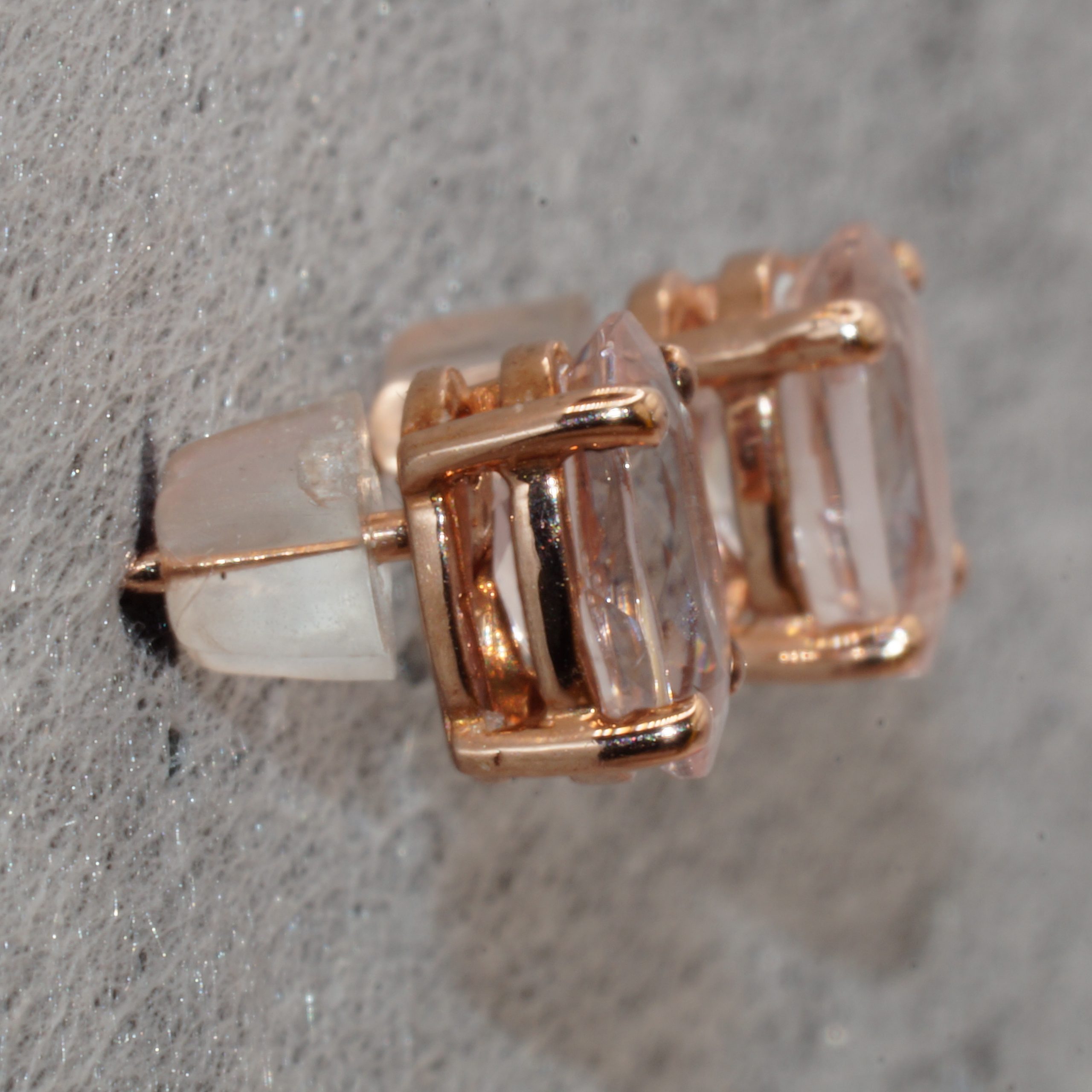 9ct Rose Gold Rose Quartz Stud Earrings Pierced Ears Pre Owned - Image 4