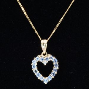 9ct Gold 18" Chain Tanzanite Heart Pendant Hallmark Pre Owned