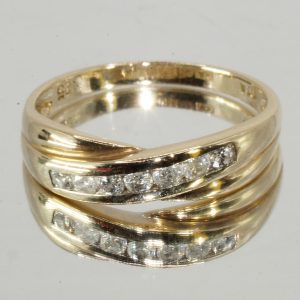 9ct Gold Ring Natural 1/4 Carat Diamond UK Size N Pre Owned