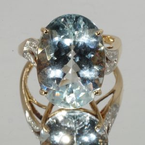 9ct Gold Aquamarine Diamond Cocktail Ring UK Size O PreOwned