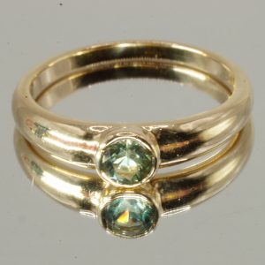 9ct Gold Blue Topaz Solitaire Ring Hallmark UK Size N Pre Owned