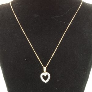 9ct Gold 18" Chain Tanzanite Heart Pendant Hallmark Pre Owned