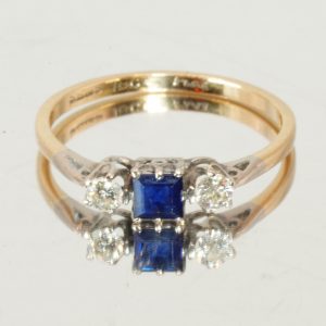 18ct Gold Sapphire Diamond Trilogy Ring UK Size P Pre Owned