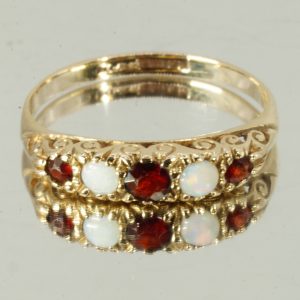 9ct Yellow Gold Classic Opal Garnet Half Eternity Ring UK Size N1/2 Pre Owned
