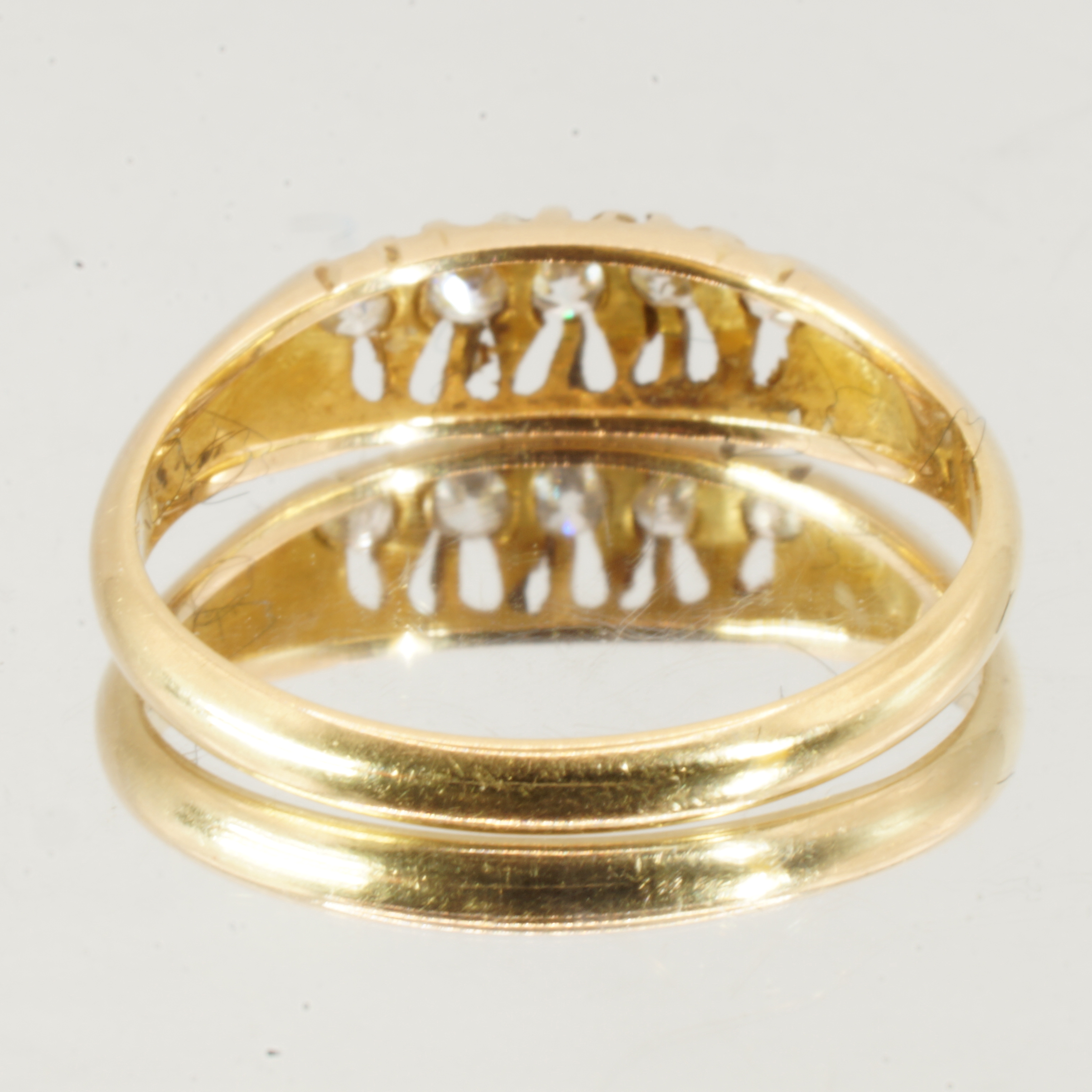 18ct Gold Diamond Ring Stacking Hallmark UK Size M Pre Owned - Image 4