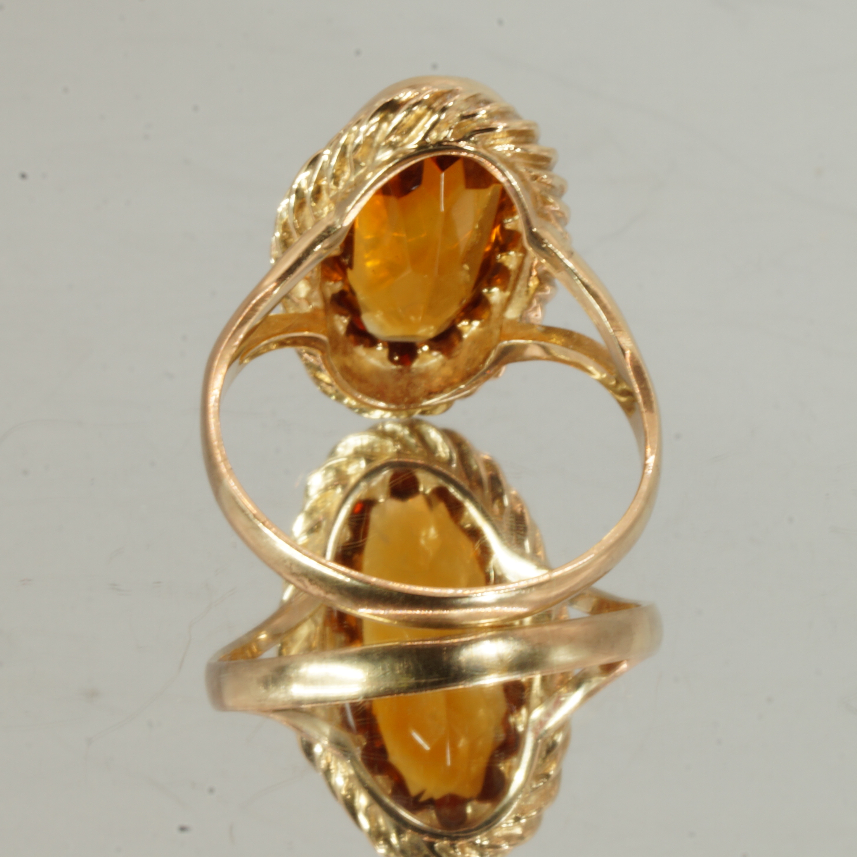 9ct Gold Amber Statement Cocktail Ring UK Size L Pre Owned 411 - Image 4