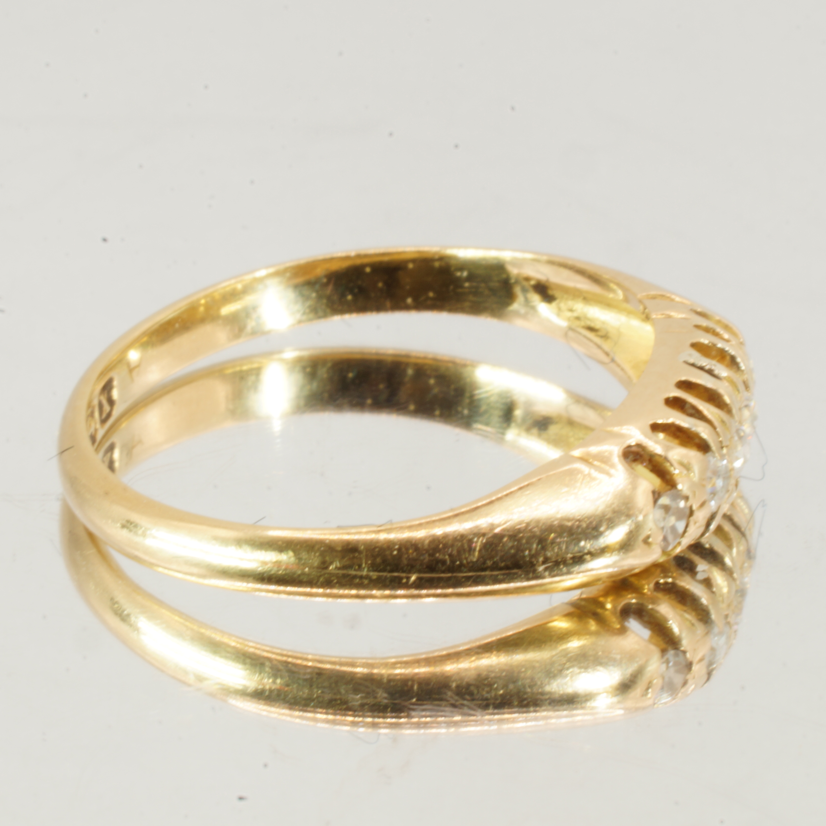 18ct Gold Diamond Ring Stacking Hallmark UK Size M Pre Owned - Image 3